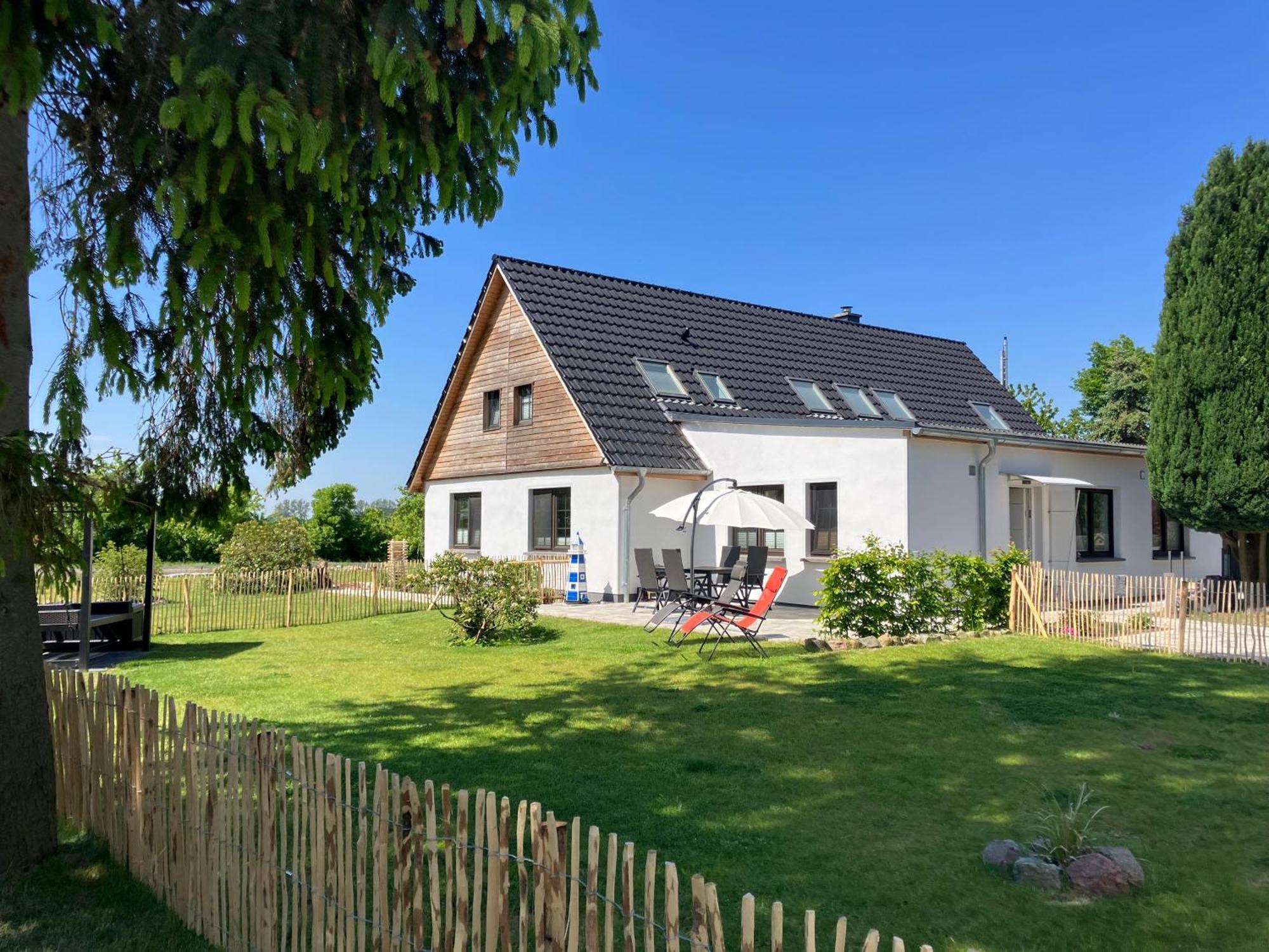 Grosse 4 Sterne Ferienwohnung Beim Boddenstrand Sundhagen-Niederhof Exterior photo